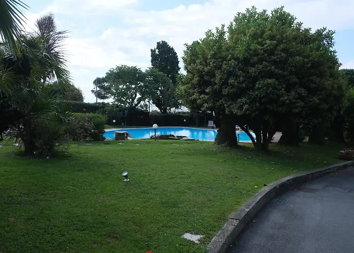 Nervi, Sea View 아파트