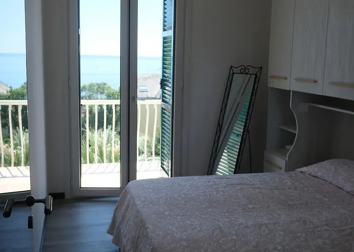 아파트 Nervi, Sea View *